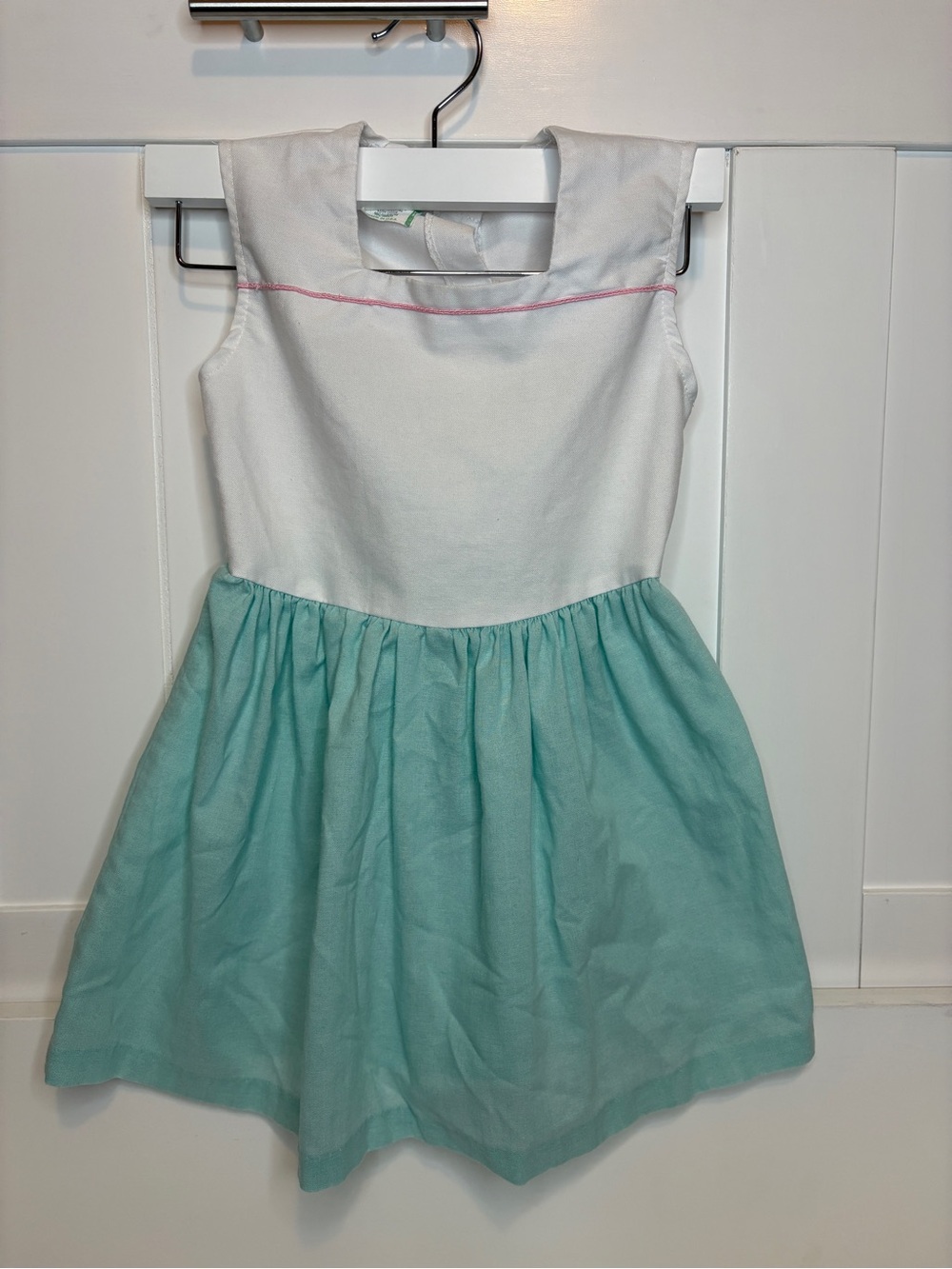 Traci Lynn White Bodice Mint Green Skirt Sleeveless Dress